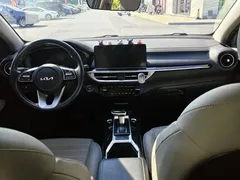 2023 Kia Cerato 1.5L CVT Luxury, белый — фото 5