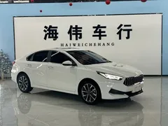 2021 Kia Cerato 1.5L CVT, белый — фото 3
