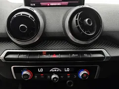 2022 Audi Q2L 35 TFSI Fashion Sport, синий — фото 14