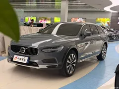 2022 Volvo V90 Cross Country B5 AWD Zhiyuan — фото 1