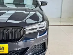 2021 BMW 5 Series Imported 530i M Sports Package — фото 4