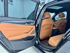 2021 BMW 5 Series Imported 530i M Sports Package — фото 10