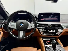 2021 BMW 5 Series Imported 530i M Sports Package — фото 18