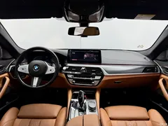 2021 BMW 5 Series Imported 530i M Sports Package — фото 19