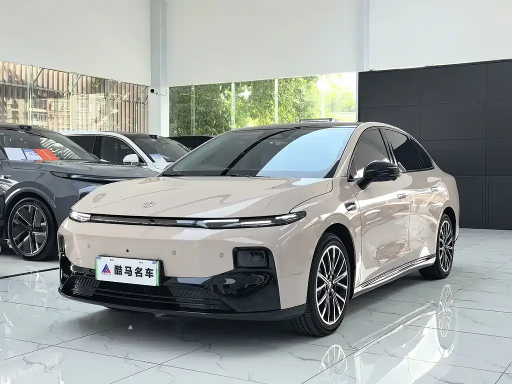 2025 Leapmotor B01 550
