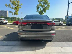 2023 Geely Emgrand 4th Gen Champion 1.5L CVT Premium — фото 6