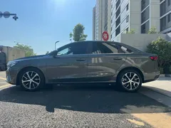 2023 Geely Emgrand 4th Gen Champion 1.5L CVT Premium — фото 8