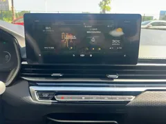 2023 Geely Emgrand 4th Gen Champion 1.5L CVT Premium — фото 14