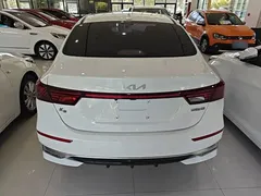2021 Kia Cerato 1.5L CVT Fashion, белый — фото 6