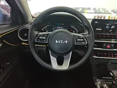 2021 Kia Cerato 1.5L CVT Fashion, белый — фото 11