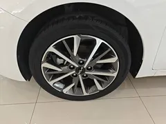 2021 Kia Cerato 1.5L CVT Fashion, белый — фото 23