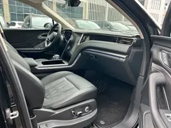2024 Hongqi HS7 2.0T PHEV 4WD 6, чёрный — фото 8