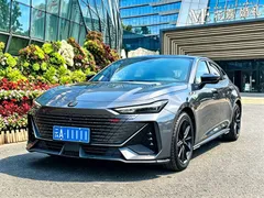 2023 Changan UNI-V 1.5T Premium Type — фото 1