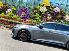 2023 Changan UNI-V 1.5T Premium Type — фото 4