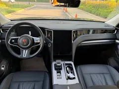 2024 Hongqi HS7 2.0T PHEV 4WD 6, чёрный — фото 6