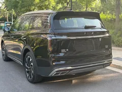 2024 Hongqi HS7 2.0T PHEV 4WD 6, чёрный — фото 10