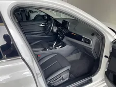 2022 BMW 1 Series 120i M Sport, белый — фото 23