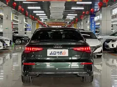 2023 Audi A3L Limousine 35 TFSI Fashion Sport, зелёный — фото 4