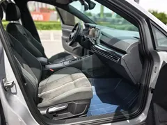 2023 Volkswagen Golf 280TSI DSG R-Line Lite — фото 13