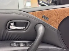 2023 Nissan Patrol 5.6L Platinum, белый — фото 10