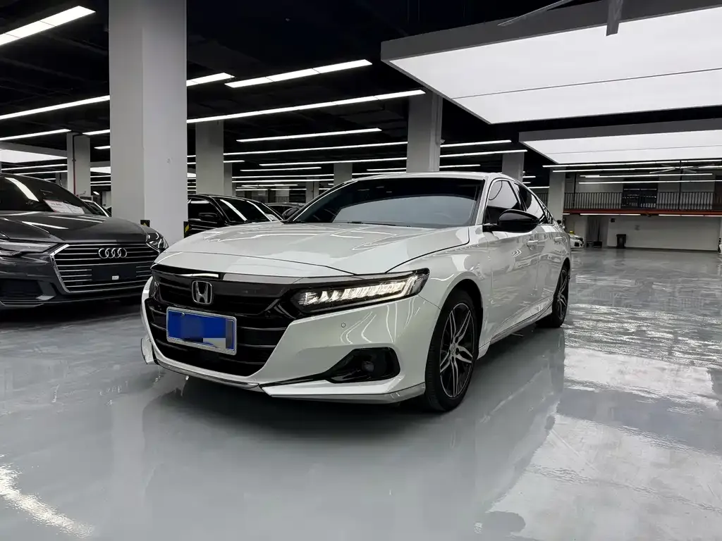 2022 Honda Accord 260TURBO Magic Night Premium