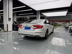 2022 Honda Accord 260TURBO Magic Night Premium, белый — фото 25