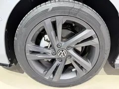 2021 Volkswagen Golf 280TSI DSG R-Line — фото 18