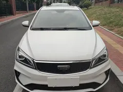 2021 Geely Emgrand 1.5L CVT, белый — фото 3
