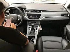 2021 Geely Emgrand 1.5L CVT, белый — фото 7