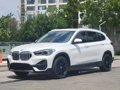 2021 BMW X1, белый — фото 1