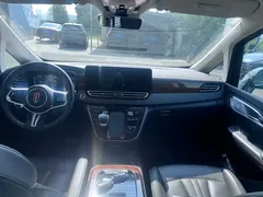 2024 Hongqi HQ9 2.0T 4WD Luxury — фото 4