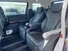 2024 Hongqi HQ9 2.0T 4WD Luxury — фото 7