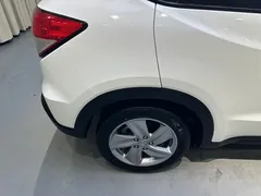 2020 Honda Vezel 1.5L CVT Elite, белый — фото 21