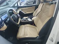 2023 Geely Atlas L 1.5TD DCT Premium, белый — фото 15
