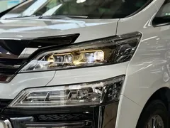 2023 Toyota Vellfire Hybrid 2.5L HV Supreme, белый — фото 6