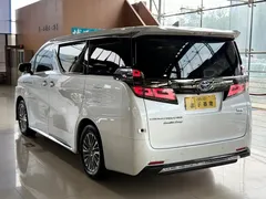 2023 Toyota Vellfire Hybrid 2.5L HV Supreme, белый — фото 21