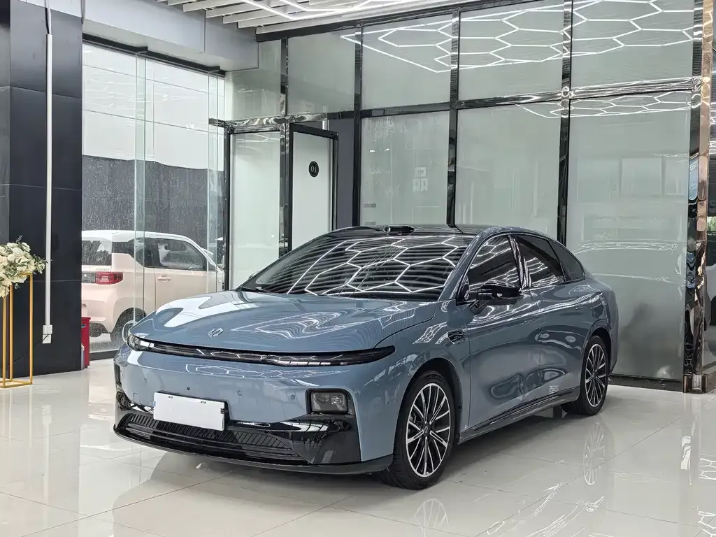 2025 Leapmotor B01 550