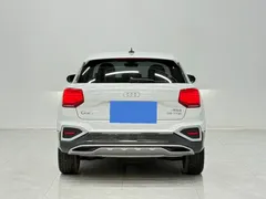 2022 Audi Q2L 35 TFSI, белый — фото 10