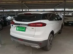 2022 Geely Atlas 1.8TD DCT, белый — фото 7