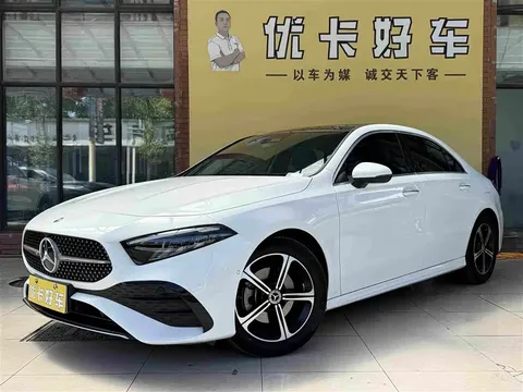 2023 Mercedes-Benz A-Class A 200 L Fashion