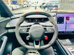 2025 Xiaomi SU7 Ultra Ultra, зелёный — фото 8