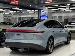 2022 Nio ET5 75kWh, синий — фото 6