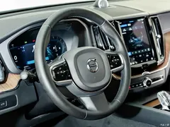 2024 Volvo XC60 B5 4WD Zhiyuan Luxury, белый — фото 10