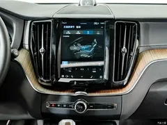 2024 Volvo XC60 B5 4WD Zhiyuan Luxury, белый — фото 13