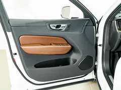 2024 Volvo XC60 B5 4WD Zhiyuan Luxury, белый — фото 16