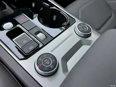 2022 Volkswagen Touareg 2.0TSI Ruishang — фото 12