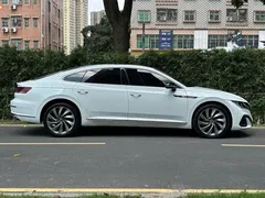 2021 Volkswagen CC 380TSI, белый — фото 4