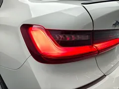 2022 BMW 3 Series 325Li M Sports Night Package — фото 10