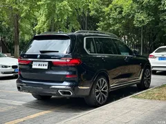 2021 BMW X7 xDrive40i Executive M Sport Package — фото 7