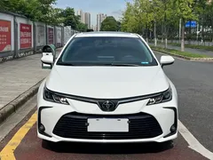 2021 Toyota Corolla 1.2T S-CVT Luxury, белый — фото 1